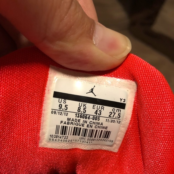 Jordan Crimson 3 - Picture 5 of 5